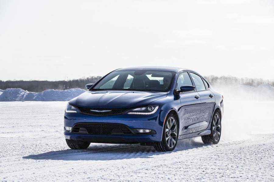  Chrysler 200 S 2014 года  (фото 69 из 69)
